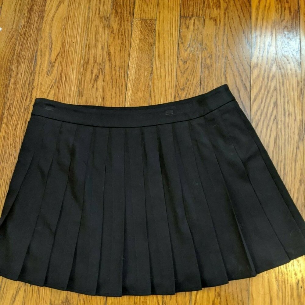 Bebe Black Skater Pleated Size 8 Mini Skirt - Picture 4 of 11